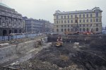 Největším zásahem do plochy staroměstského smetiště bylo budování podzemních garáží na dnešním Palachově náměstí v roce 1992. Foto V. Kvapil.